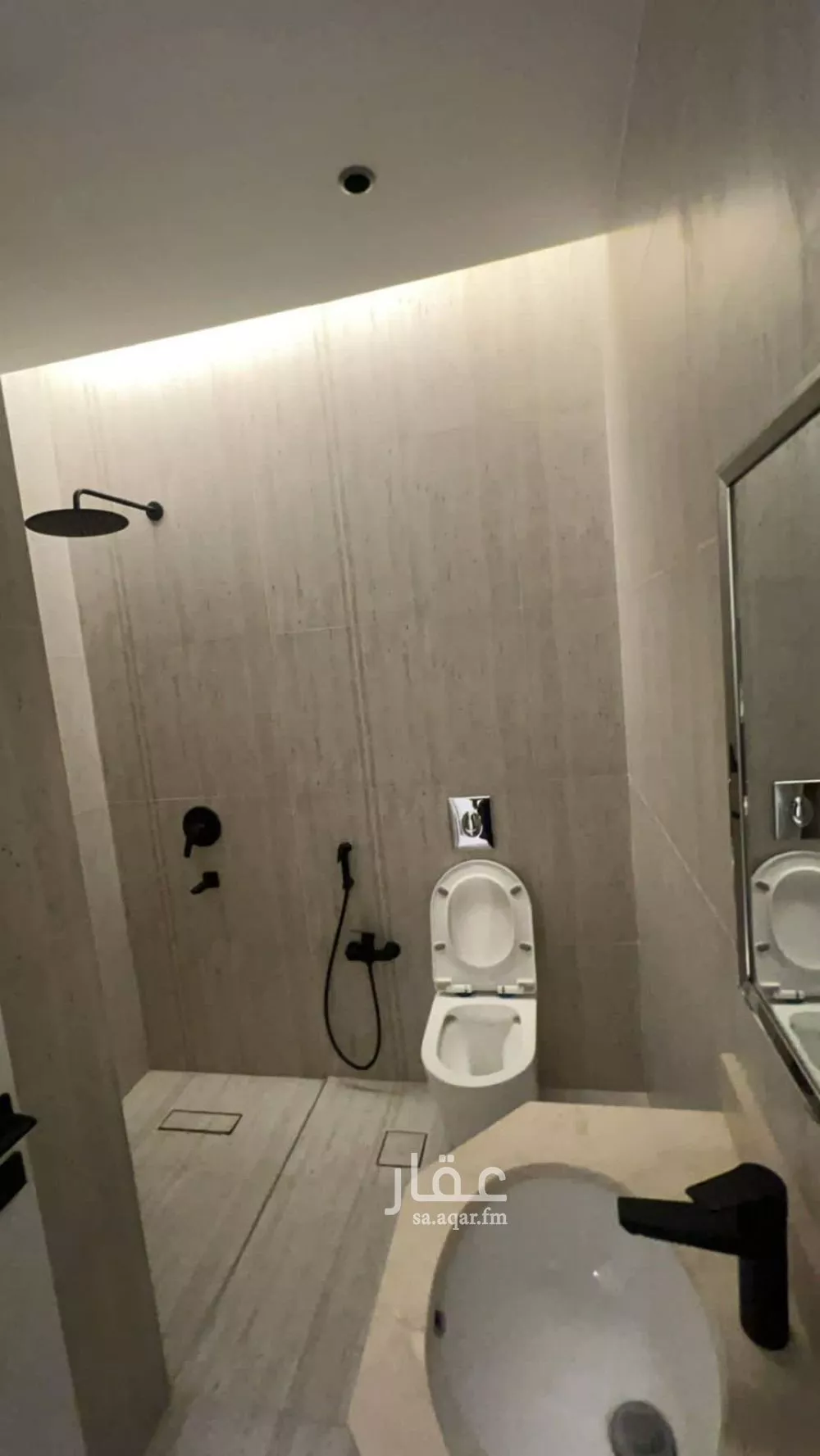 شقة 3 غرف في الملك عبدالعزيز 17