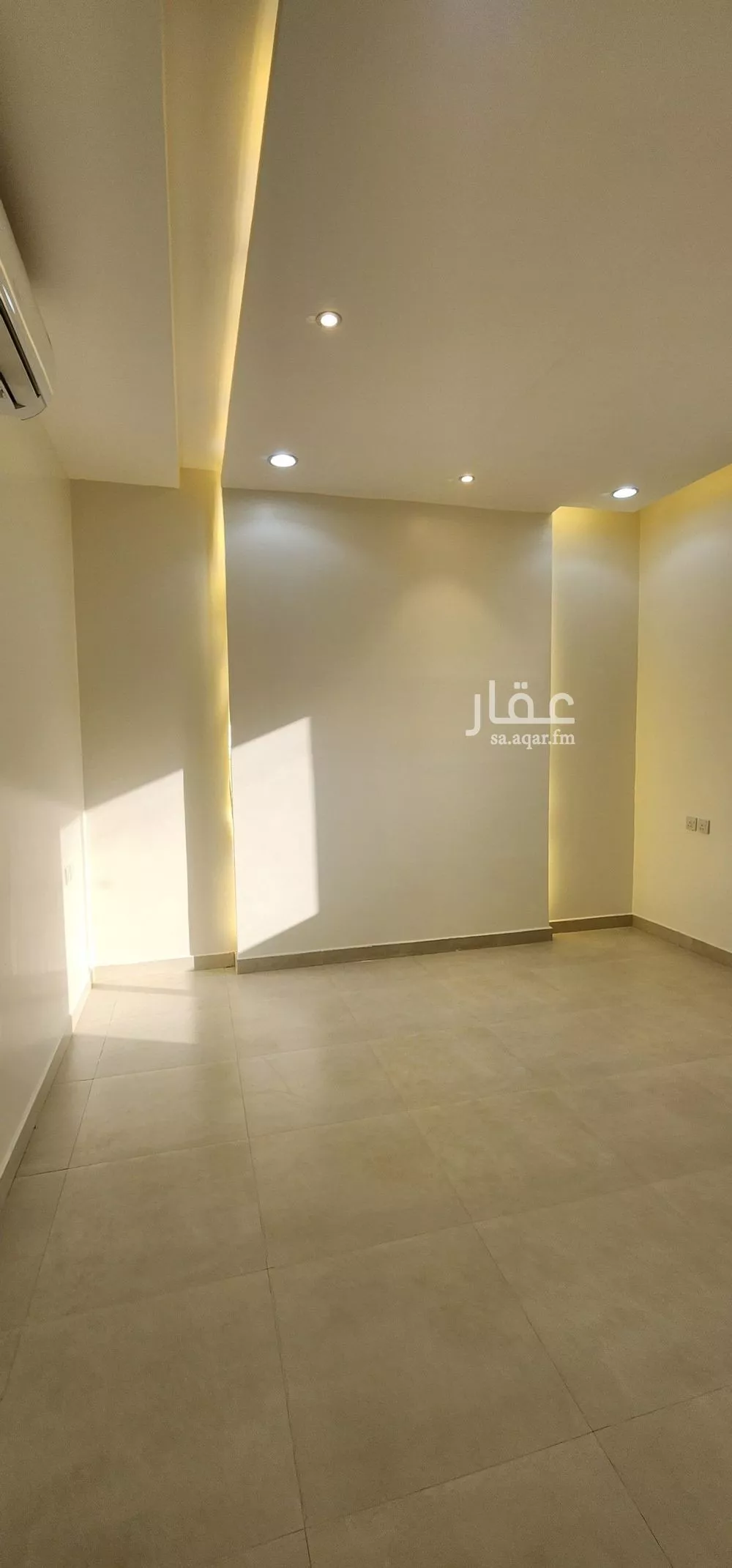 شقة 4 غرف في الملقا 7