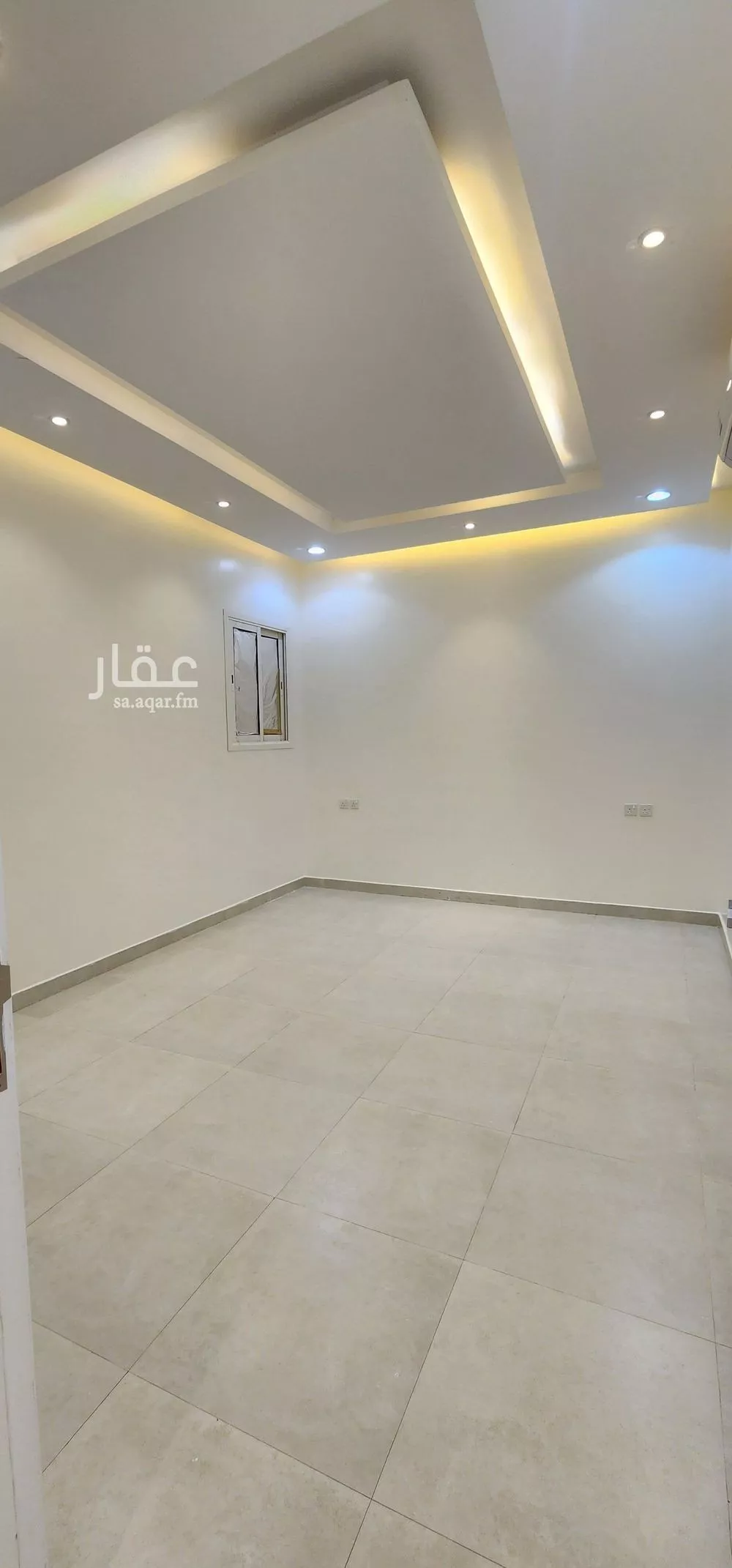 شقة 4 غرف في الملقا 9