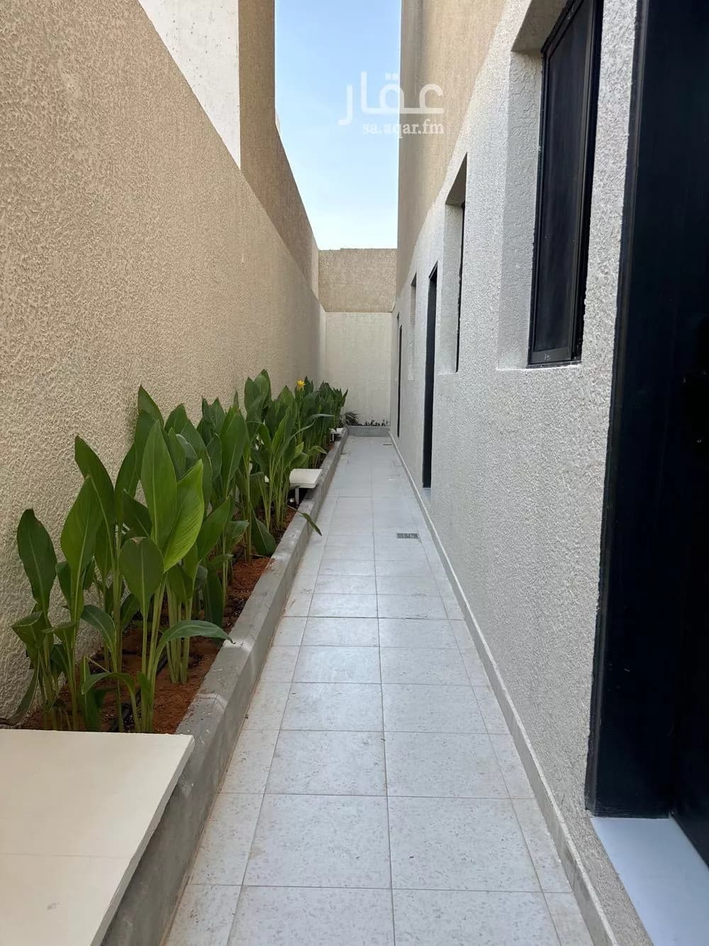 شقة 1 غرف في العقيق 2