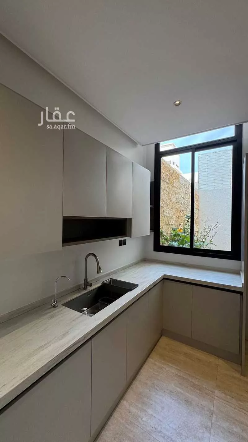 فيلا 5 غرف في بنبان 10