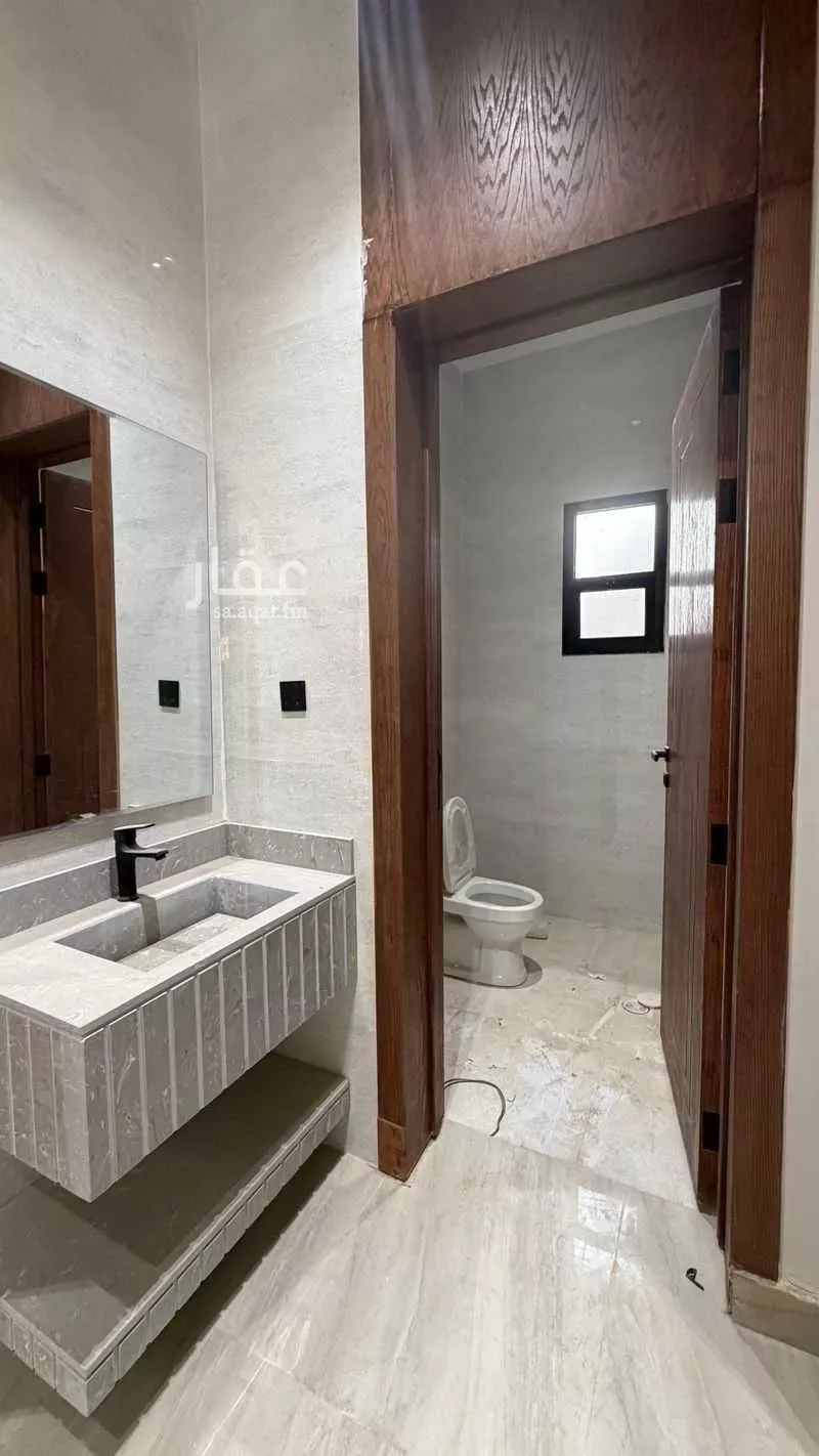 فيلا 5 غرف في طيبة 15