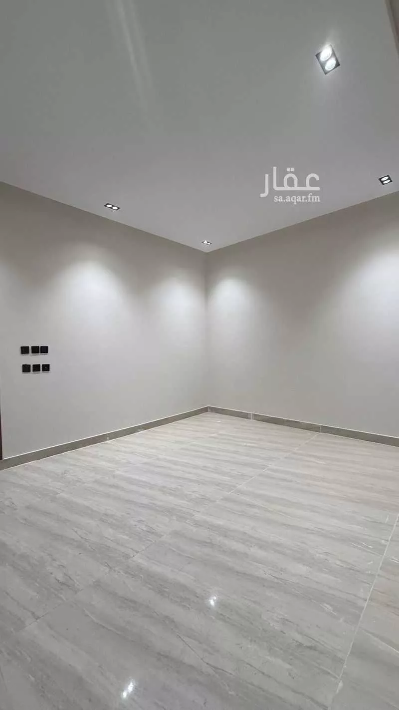 فيلا 5 غرف في طيبة 7