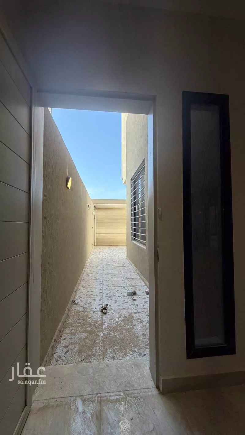 فيلا 5 غرف في طيبة 9