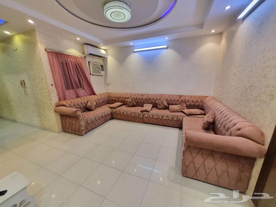 2 bedroom apartment in Al Sharayea 6
