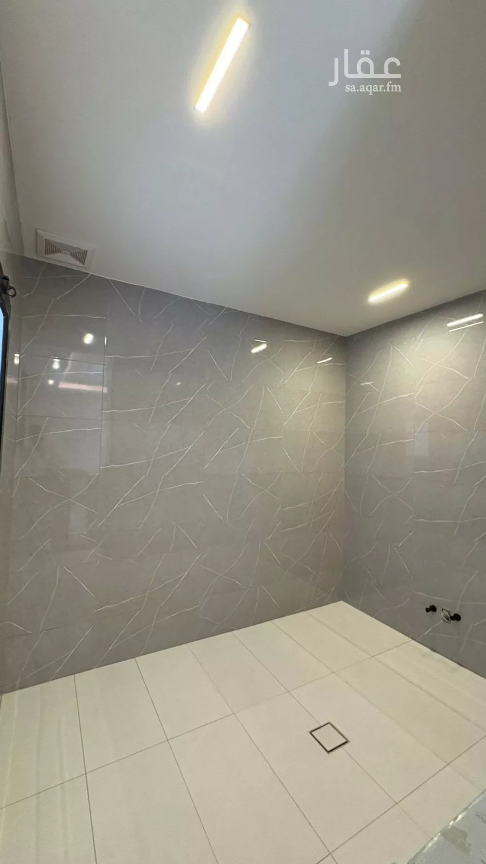 8 bedroom villa in Al Shiraa 12