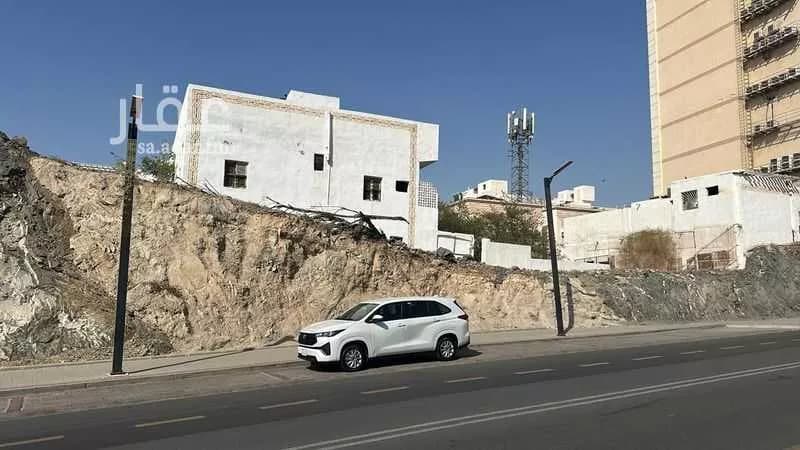 8 bedroom villa in Al Nuzhah 1