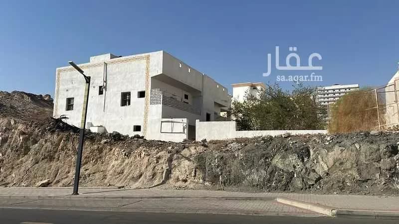8 bedroom villa in Al Nuzhah 3