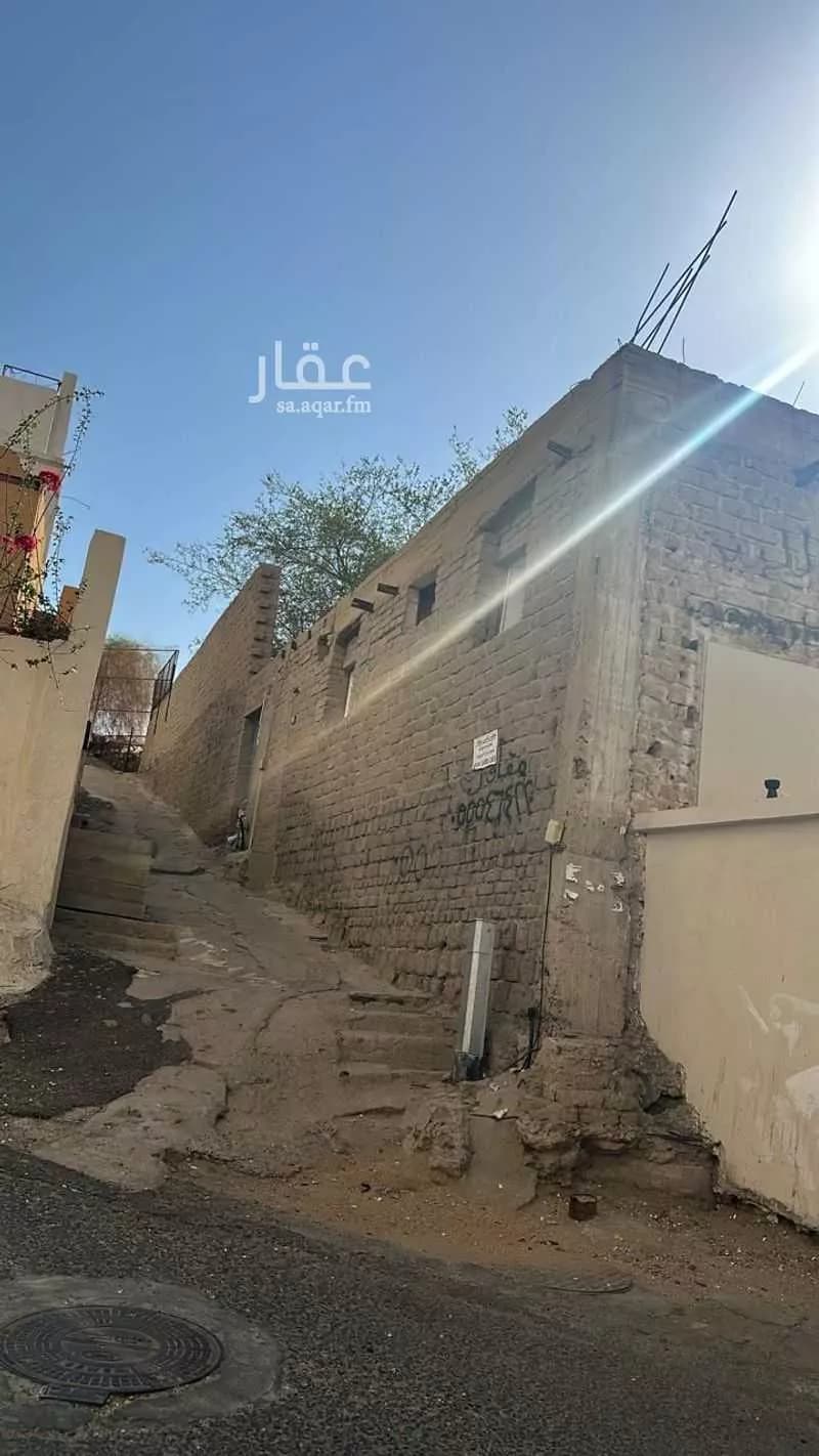 8 bedroom villa in Al Nuzhah 5