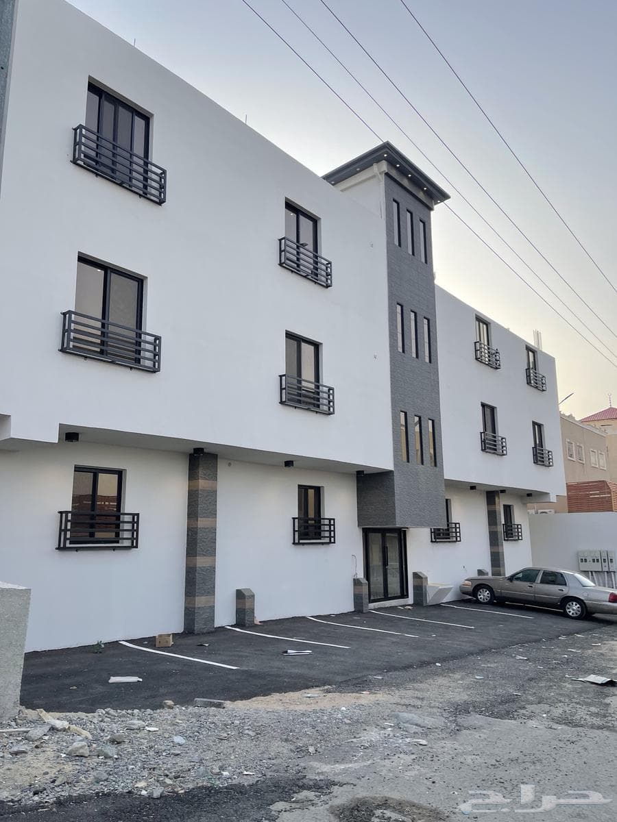 3 bedroom apartment in Al Ukayshiyyah 1