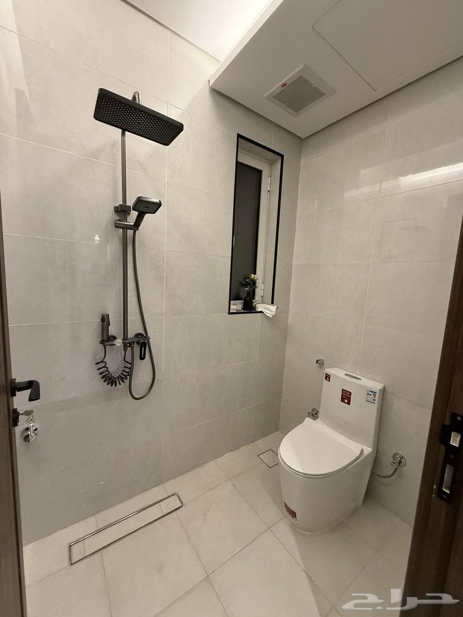 4 bedroom apartment in Wali Al Ahd 10