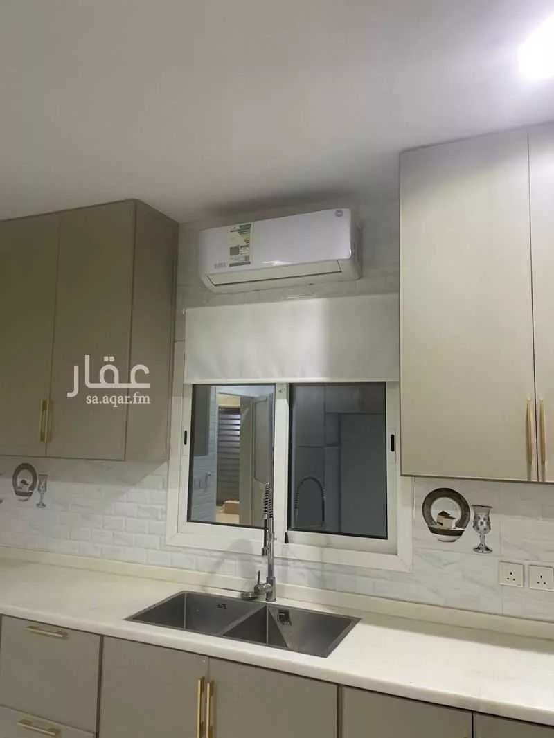 فيلا 8 غرف في اللؤلؤ 11