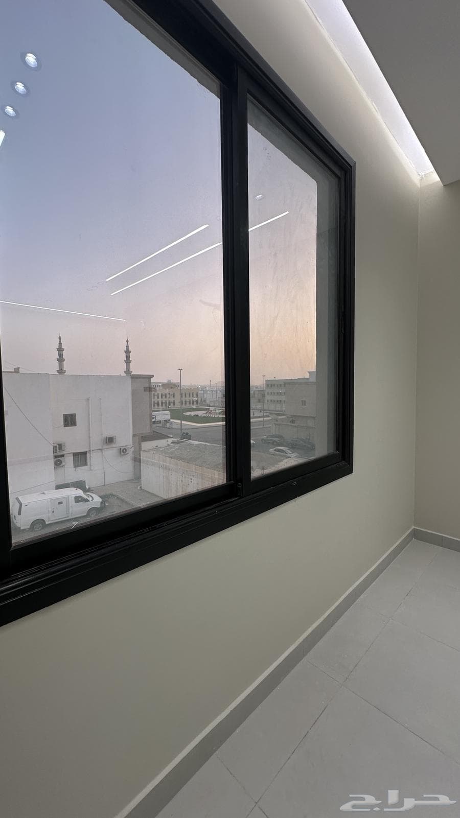 شقة 5 غرف في الرانوناء 12