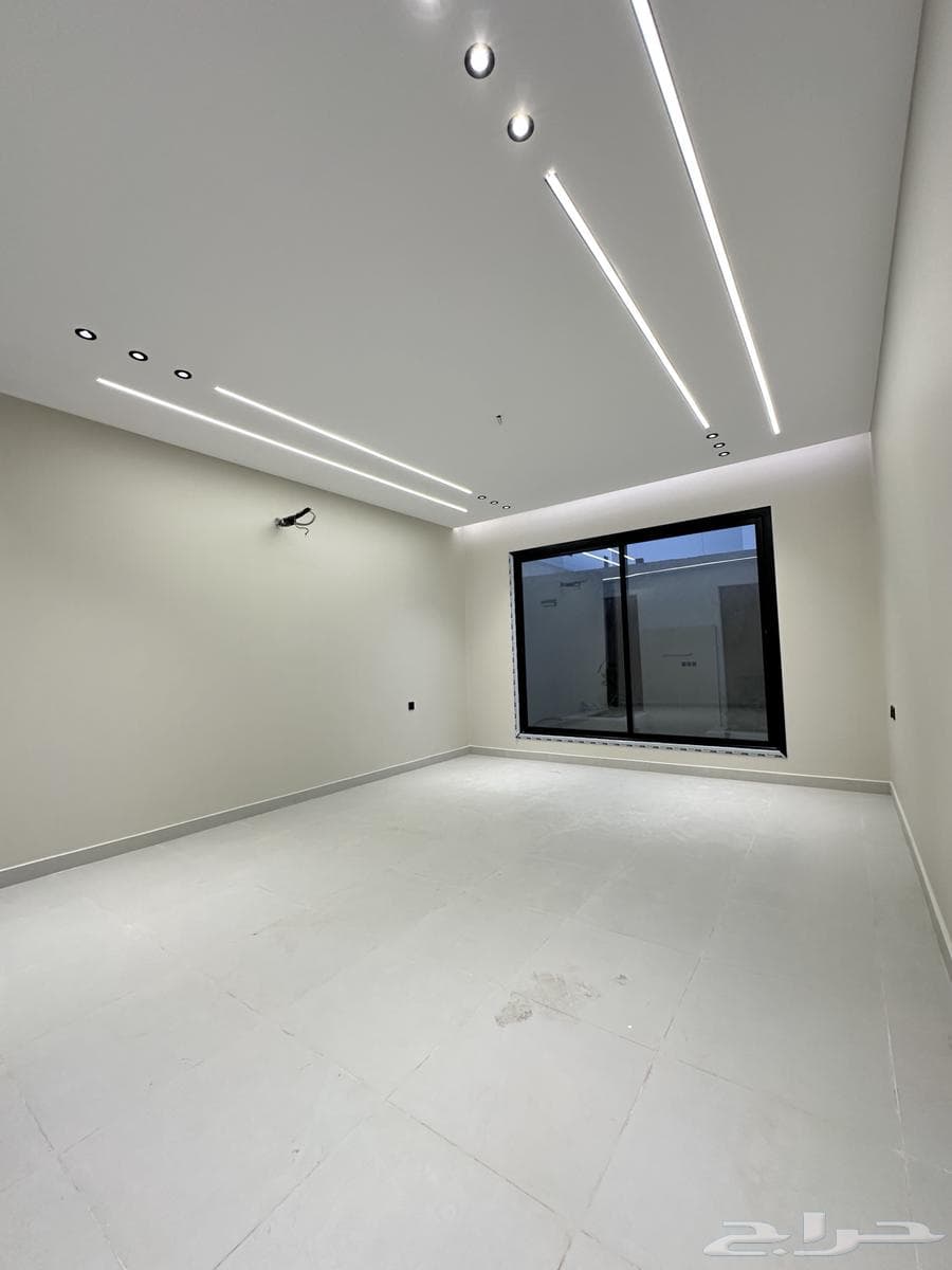 شقة 5 غرف في الرانوناء 3