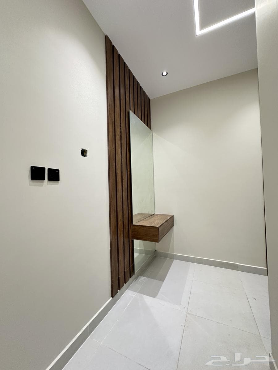 شقة 5 غرف في الرانوناء 6