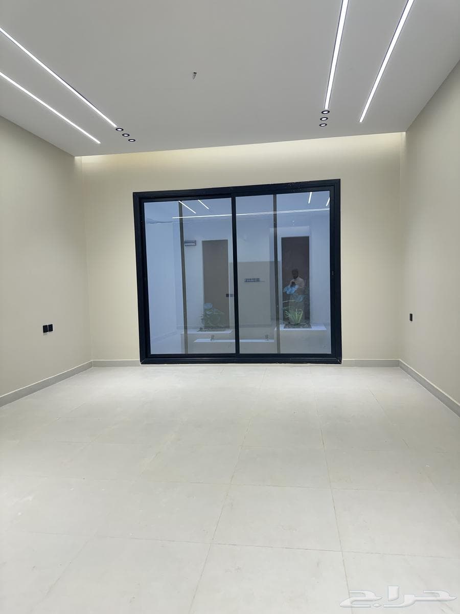 شقة 5 غرف في الرانوناء 7