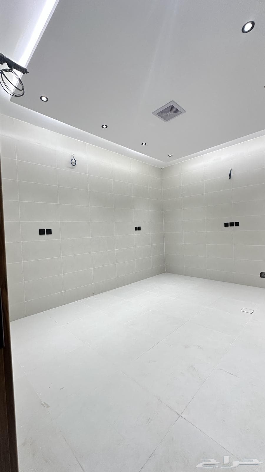 شقة 5 غرف في الرانوناء 10