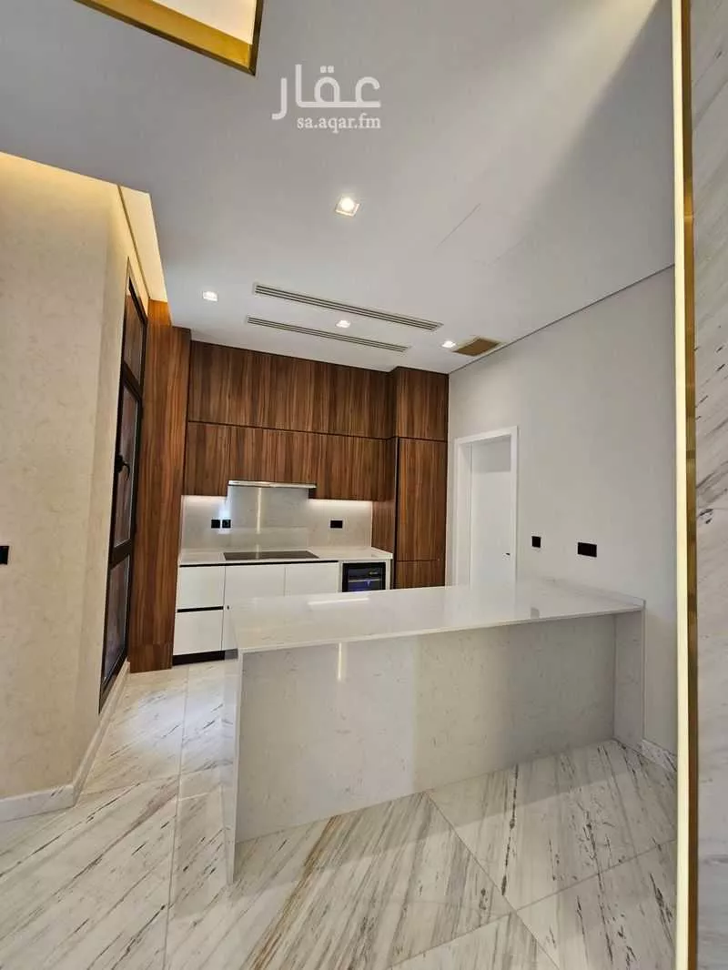 فيلا 6 غرف في سدرة 8