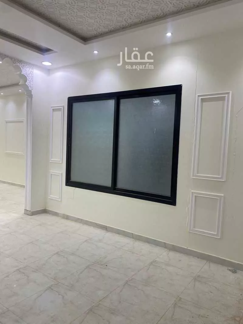 فيلا 8 غرف في الرمال 1