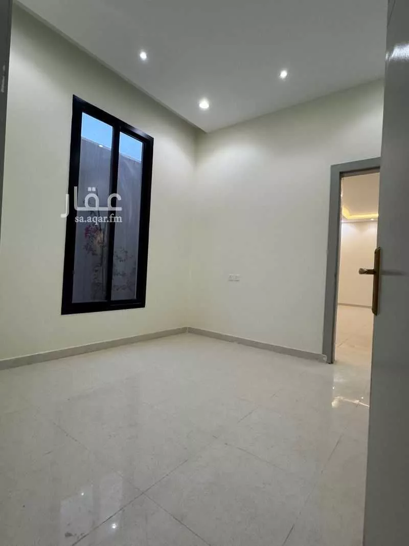 6 bedroom villa in Ash Sharq 4