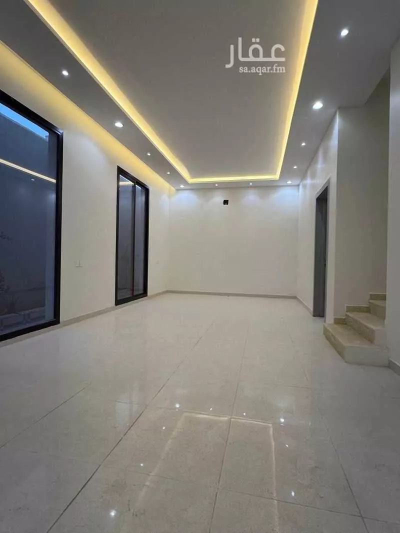 6 bedroom villa in Ash Sharq 7