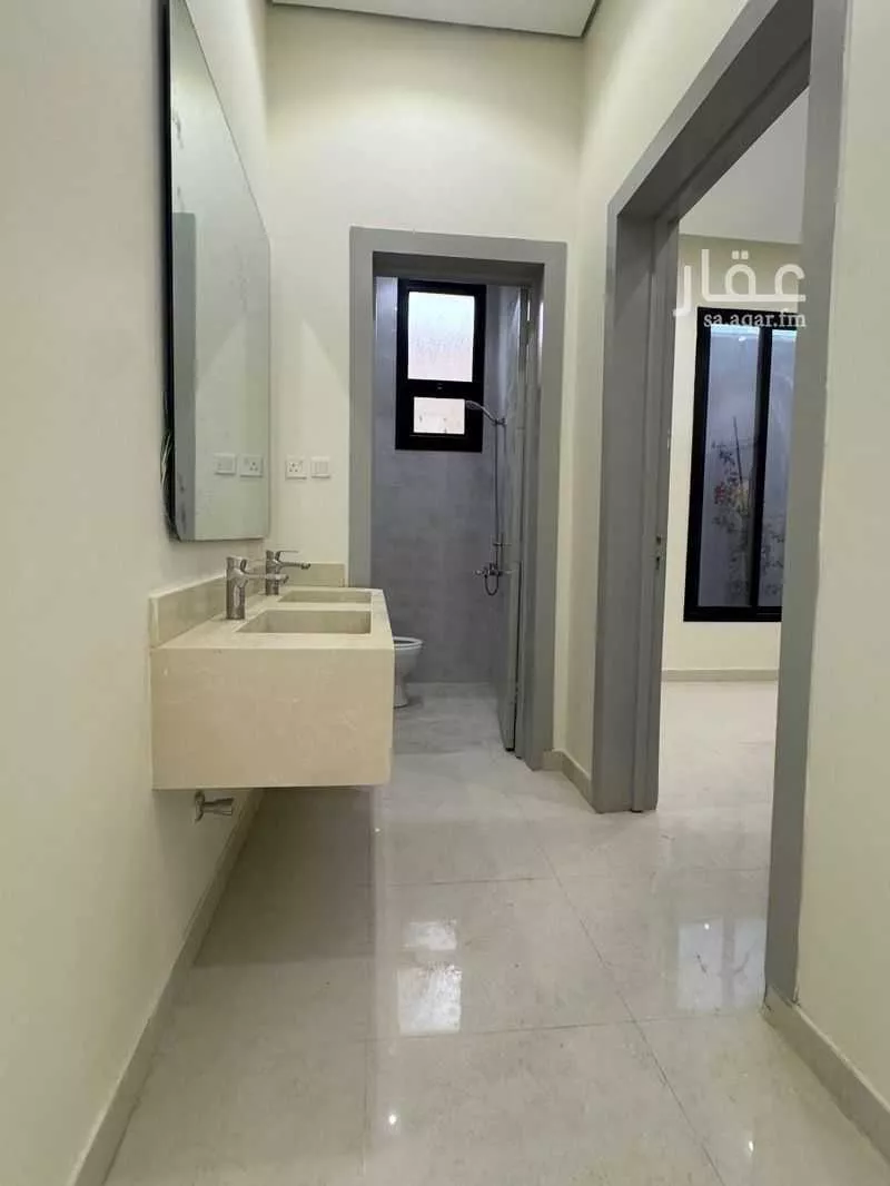 6 bedroom villa in Ash Sharq 8