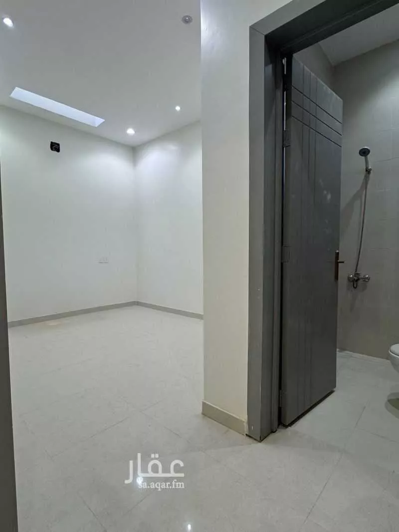 6 bedroom villa in Ash Sharq 9