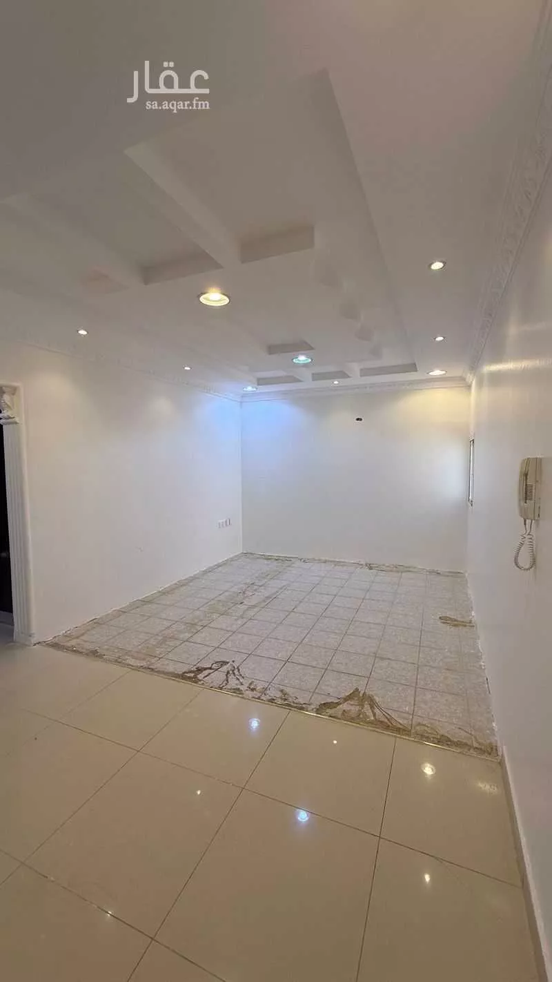 شقة 4 غرف في بدر 8