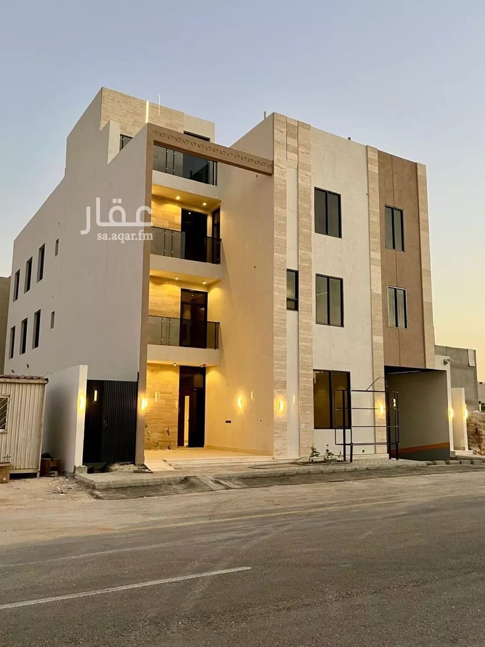 3 bedroom apartment in Al Mahdiyyah 1