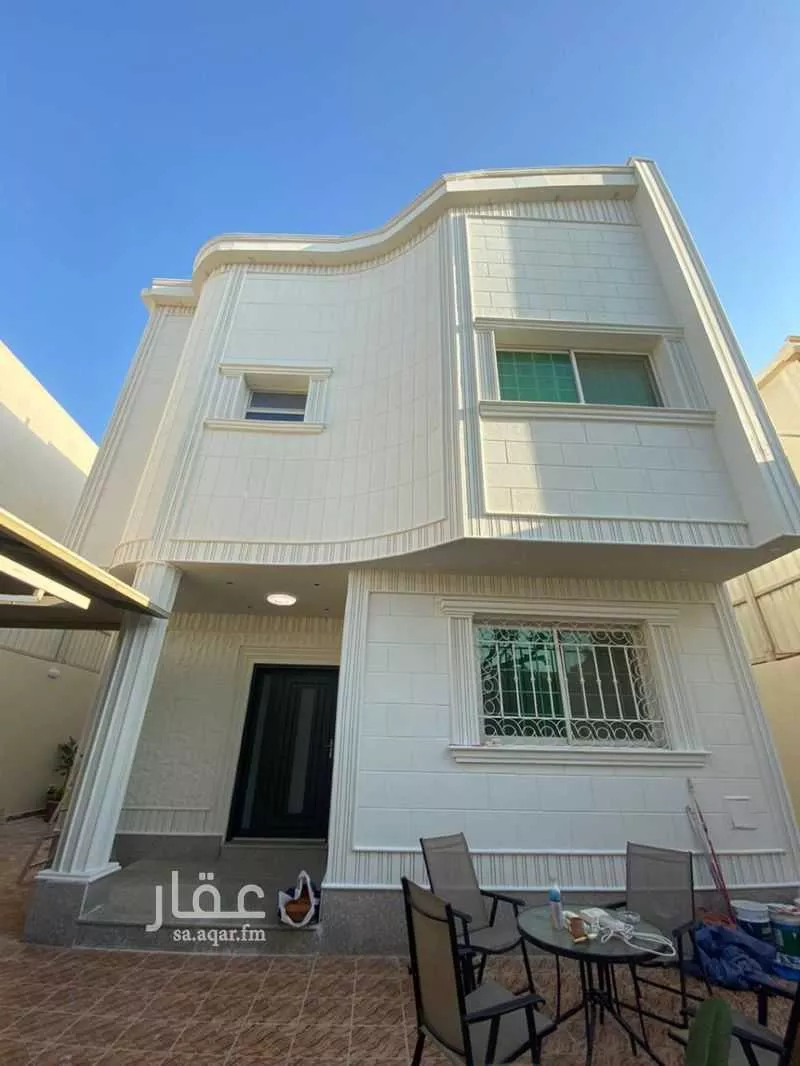 5 bedroom villa in Al Andalus 1