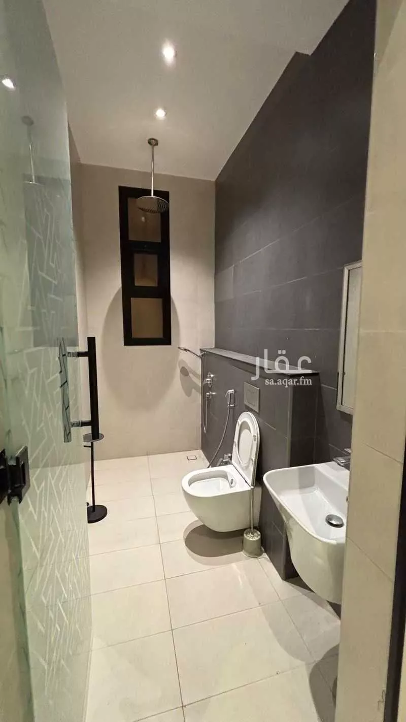 شقة 4 غرف في العارض 5