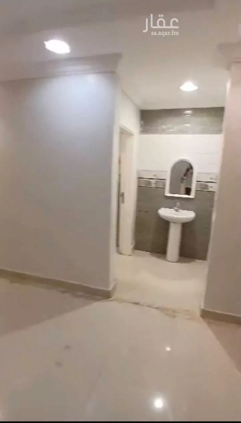 شقة 5 غرف في الدار البيضاء 4