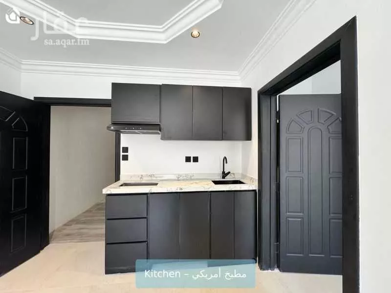 شقة 1 غرف في الملقا 4