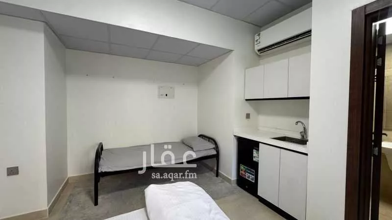 1 bedroom apartment in Umm Al Hamam Al Gharbi 4