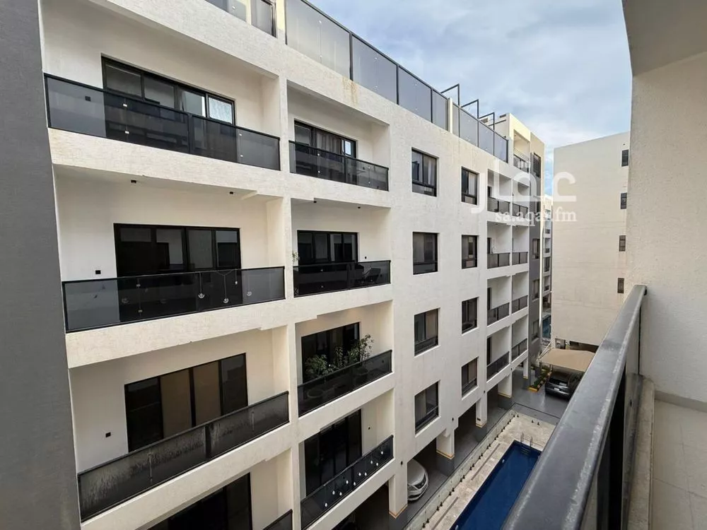 شقة 3 غرف في البحر 1