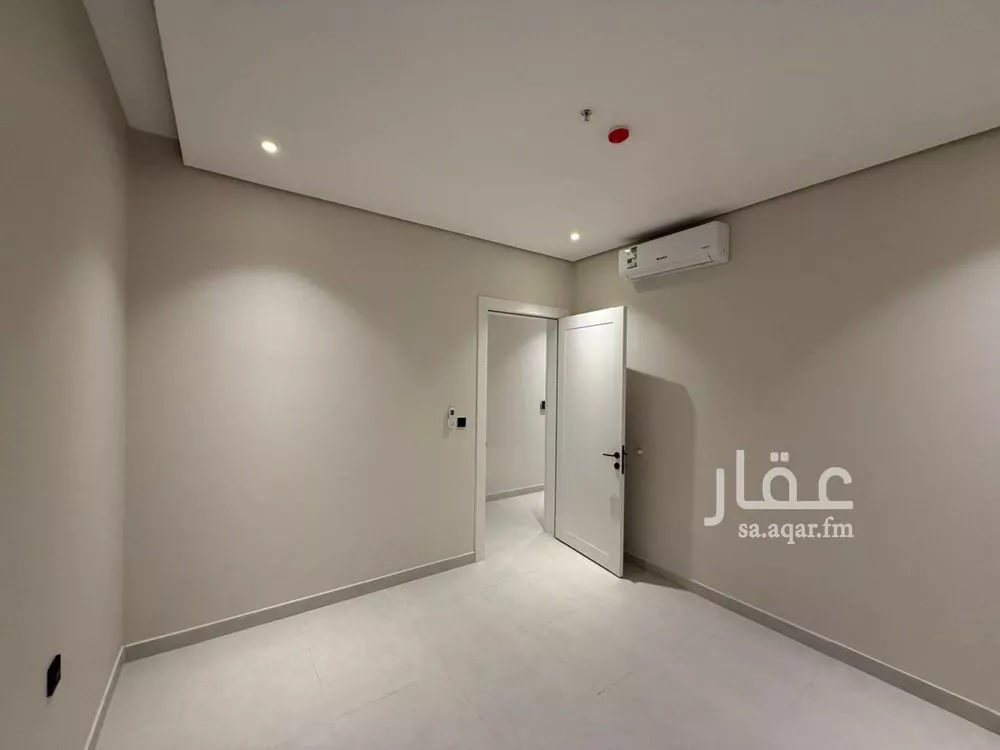 شقة 3 غرف في البحر 7