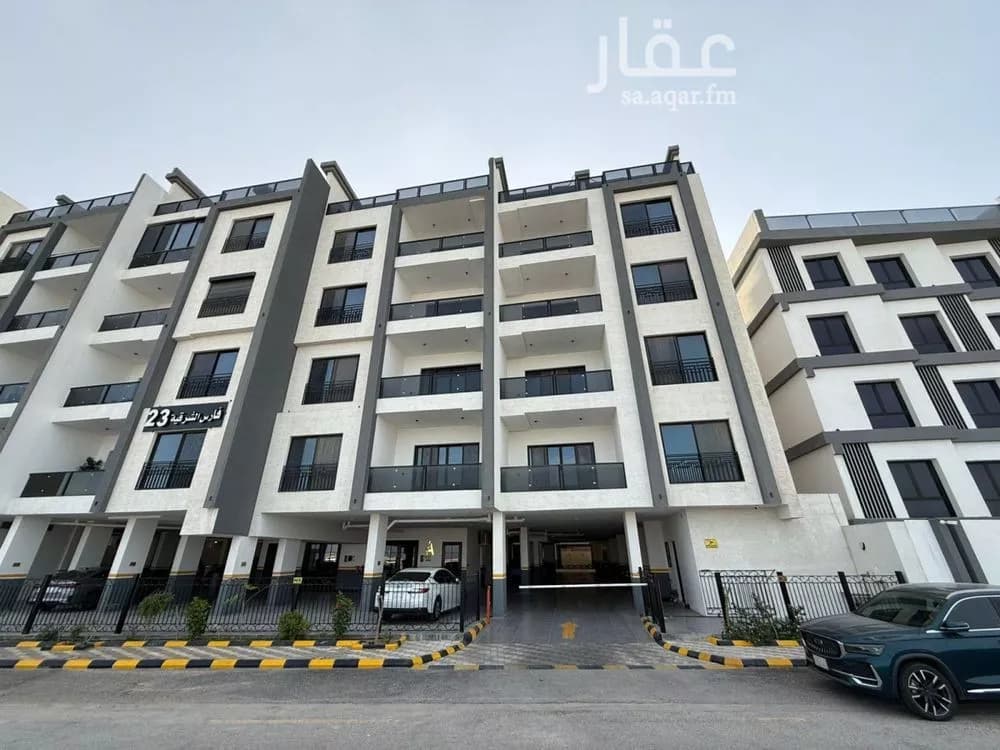 شقة 3 غرف في البحر 8