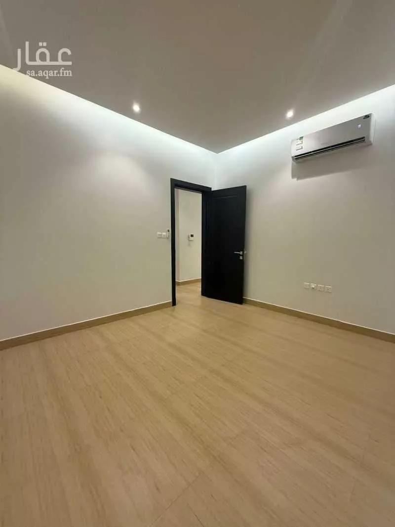 شقة 3 غرف في الملقا 4