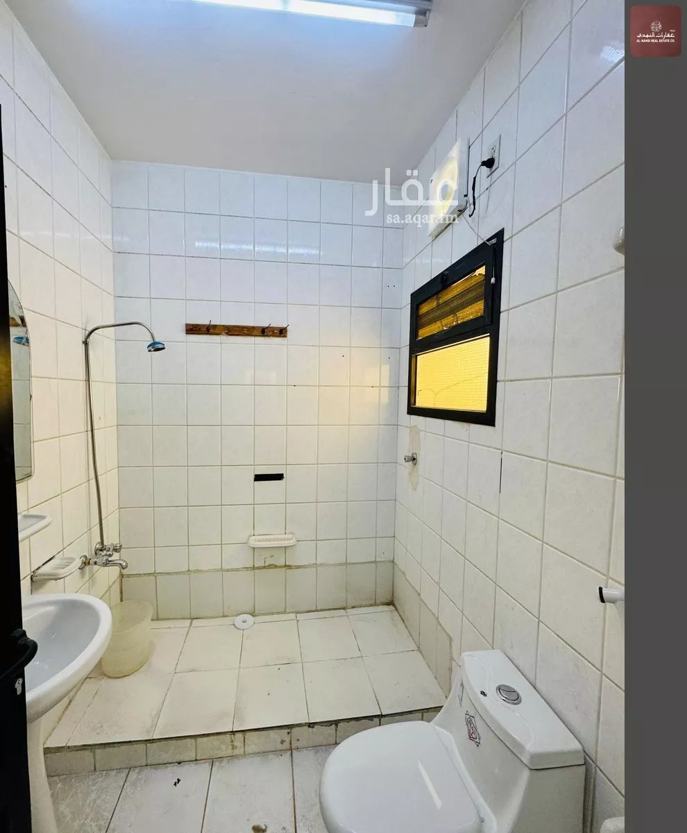 شقة 3 غرف في الثقبة 8