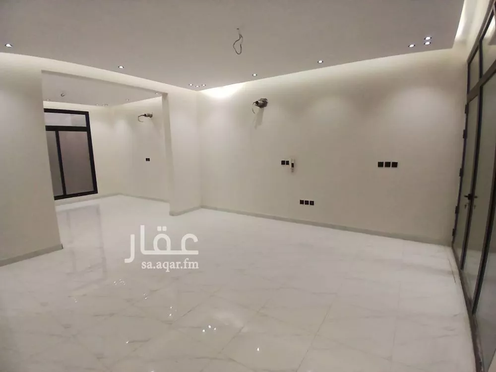 فيلا 8 غرف في الصواري 3