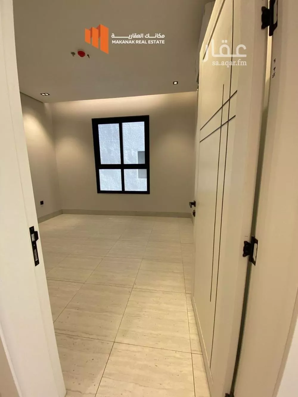 شقة 3 غرف في البحر 4