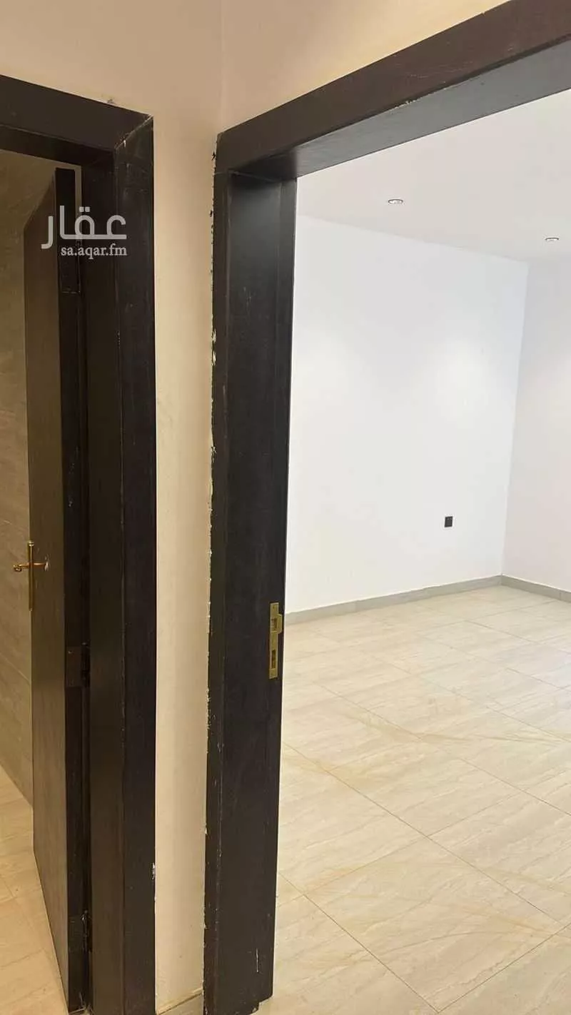 شقة 2 غرف في الرمال 4