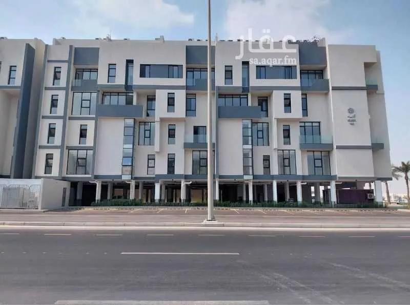 شقة 3 غرف في الحمرا 13