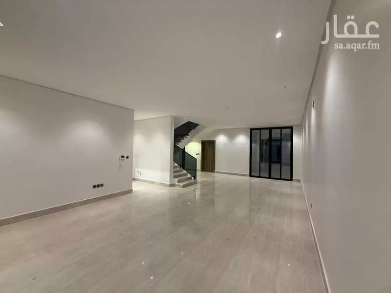 فيلا 6 غرف في الأمواج 7