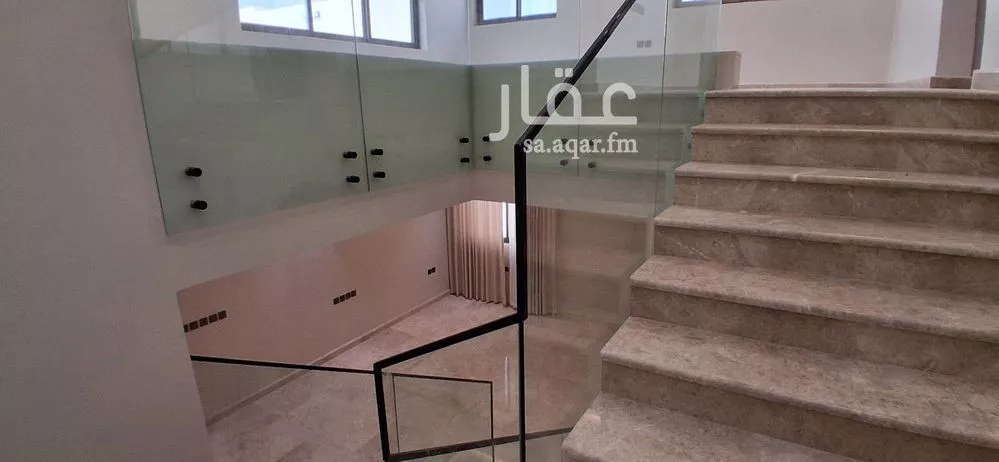 فيلا 4 غرف في العريض 4