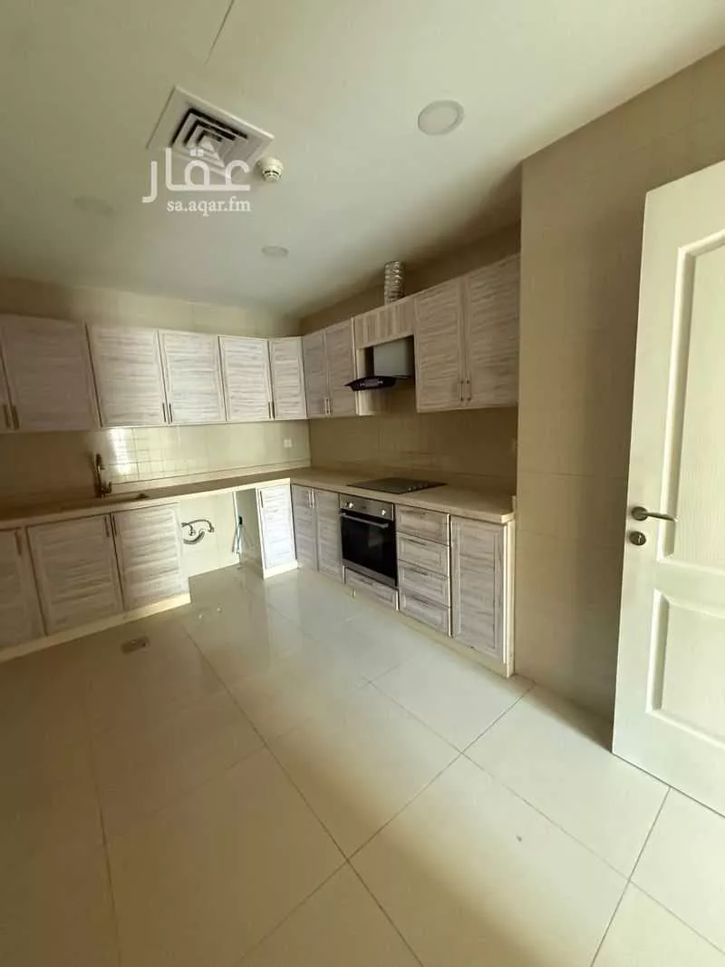 شقة 4 غرف في القصور 16