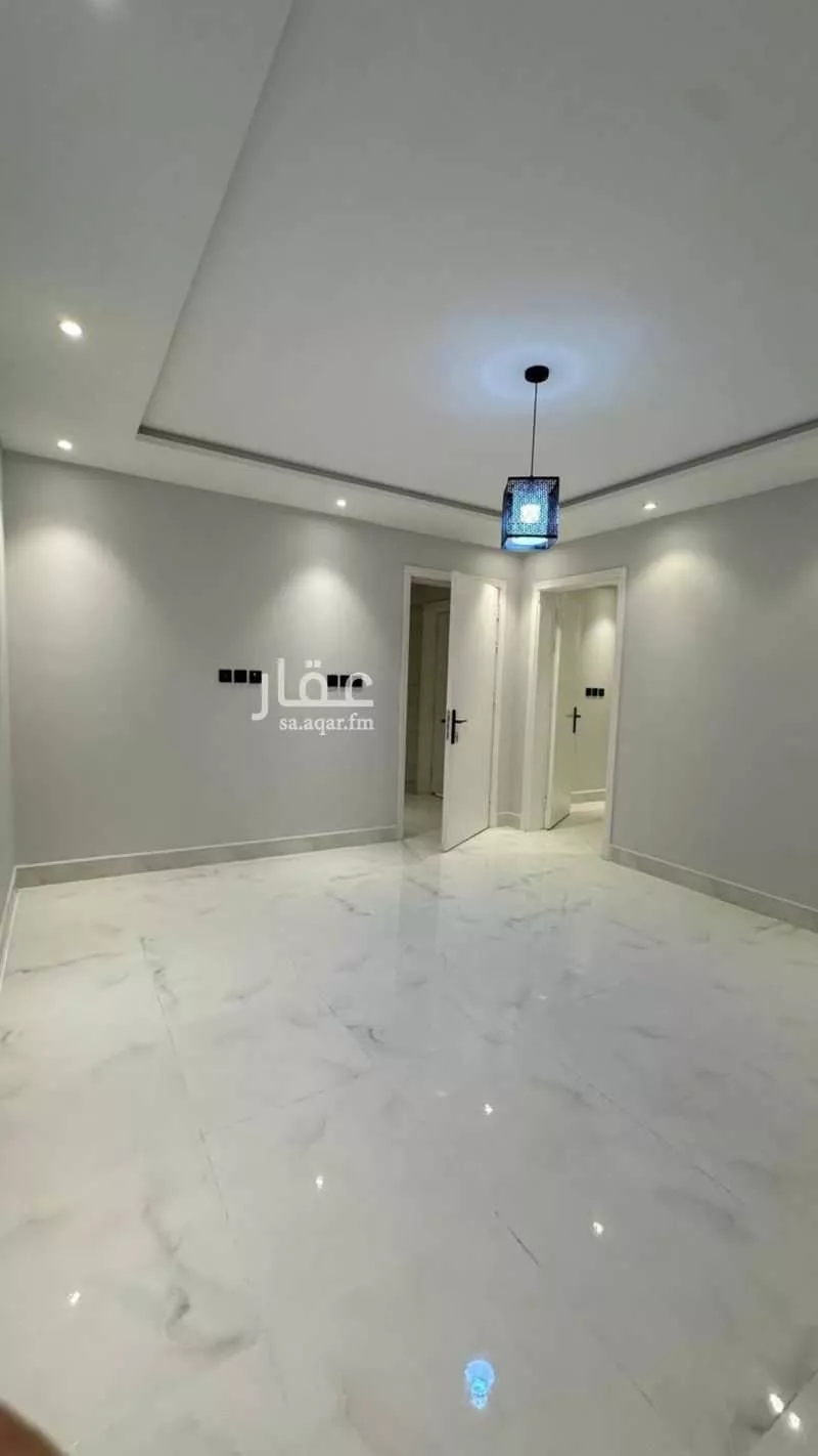 شقة 6 غرف في الواحة 4