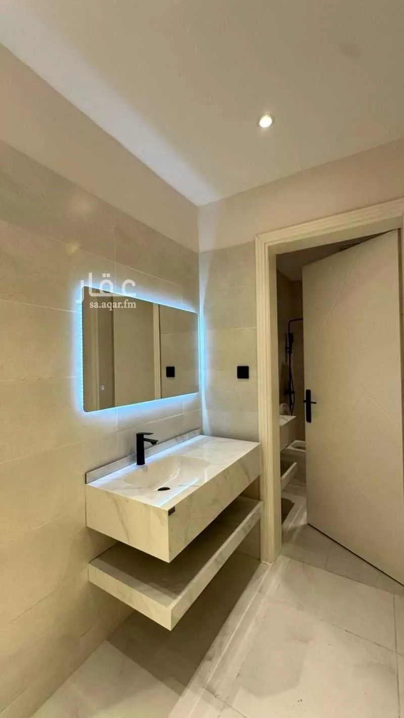 شقة 6 غرف في الواحة 9