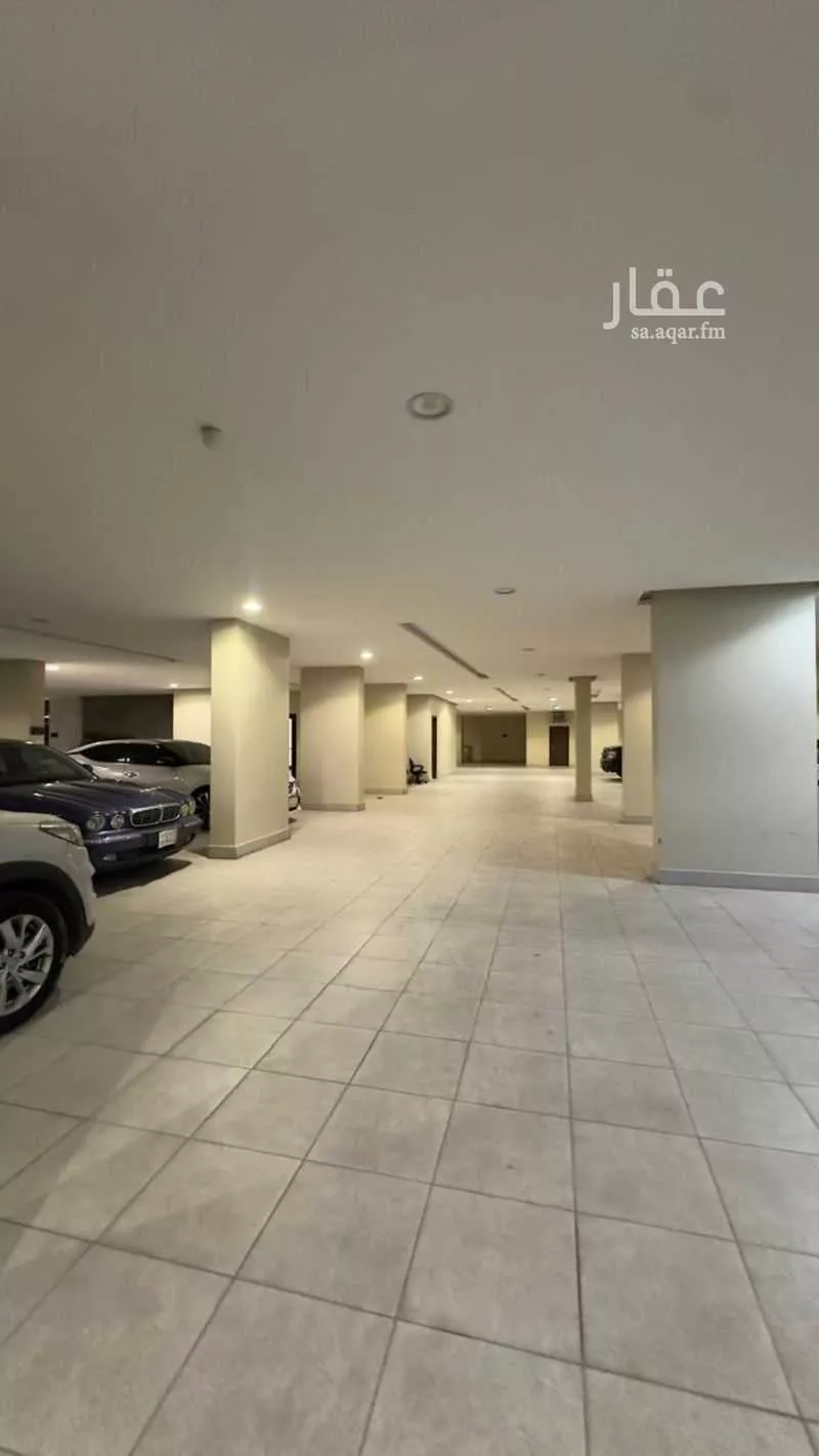 5 bedroom apartment in Al Wahah 11