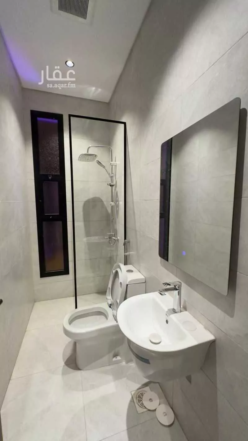 شقة 5 غرف في الواحة 11